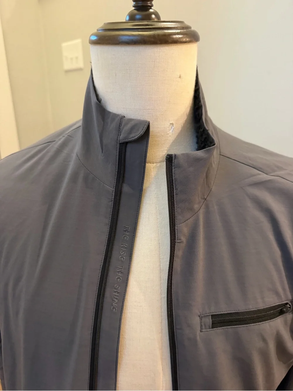 Vuori Palomar Insulated Jacket - Size Large